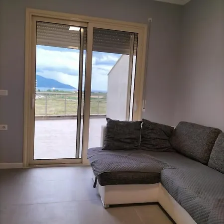 Apartment Junik Orikum